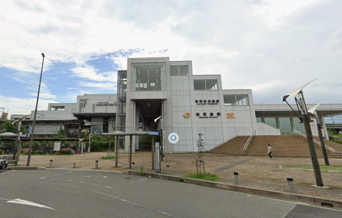 静かな住宅地、児童公園すぐ近く ⼾⼝から名古屋駅まで最短２０分