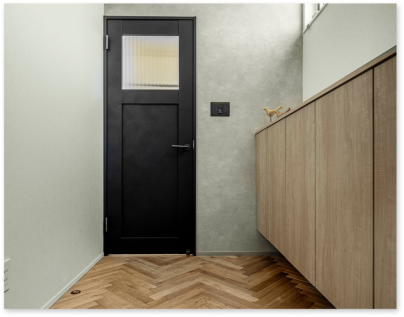 ｜稲沢市｜空へひらく階段窓のWBの家